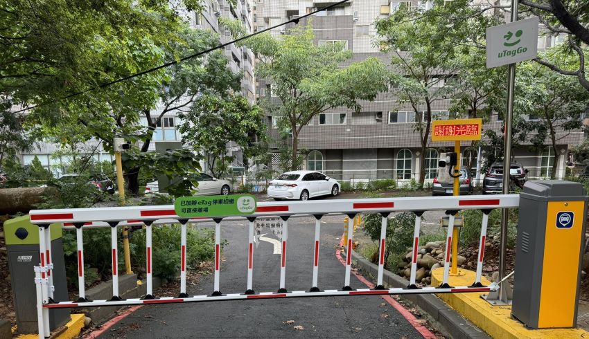 東海大海-KG540柵欄機(jī)